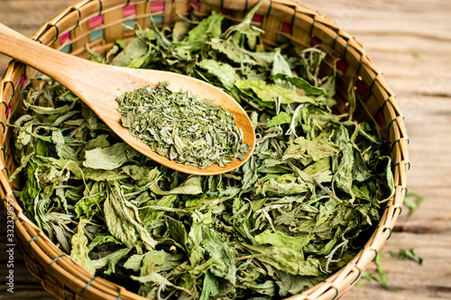 Dry stevia leaf