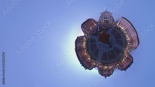 Gärtnerplatz in Müncen wacht auf 1