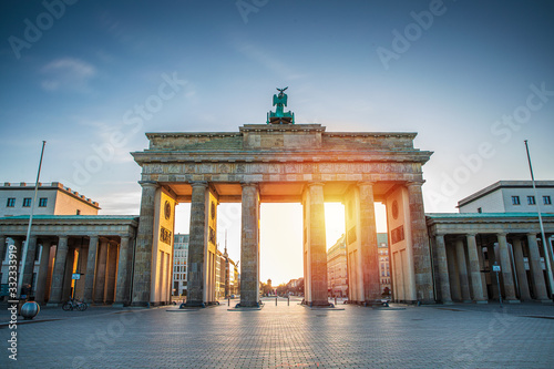 Brandenburger Tor im Morgenlicht  photo