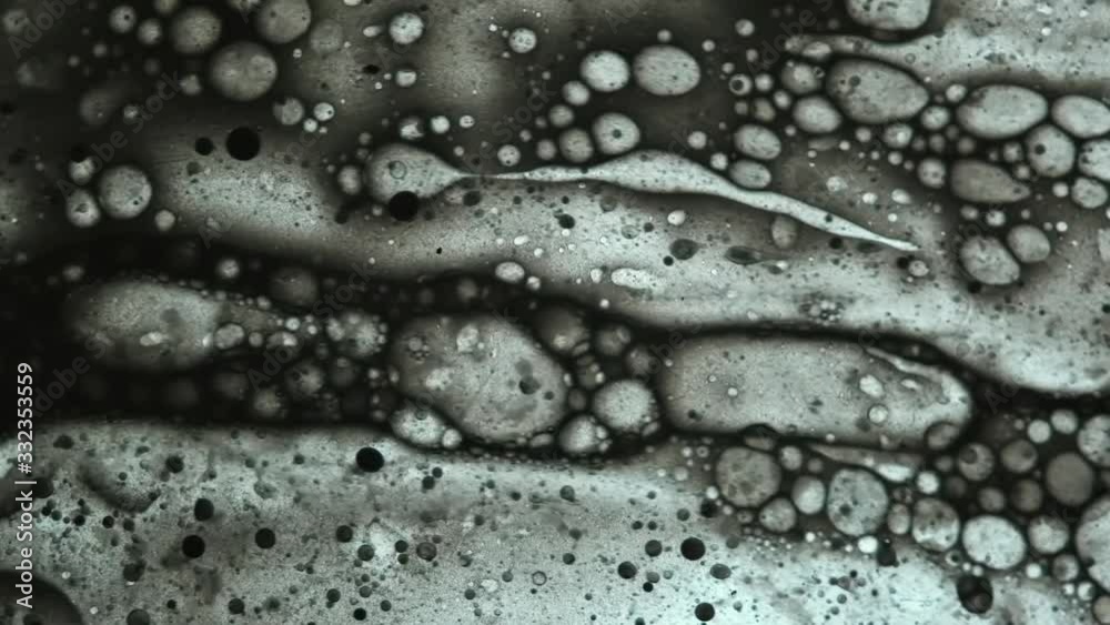 Fluid looks like molecules in macro mode Fluid looks like molecules in macro mode