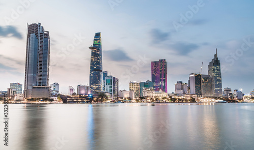 Saigon  Ho-Chi-Minh-Stadt  Skyline bei Sonnenuntergang