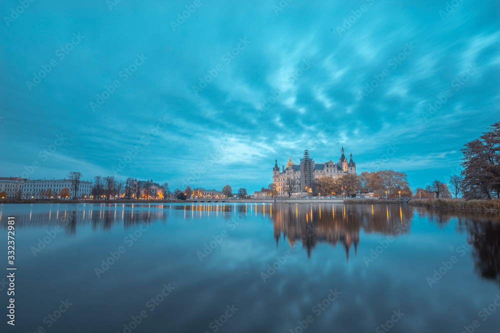 Fototapeta premium Schweriner Schloss