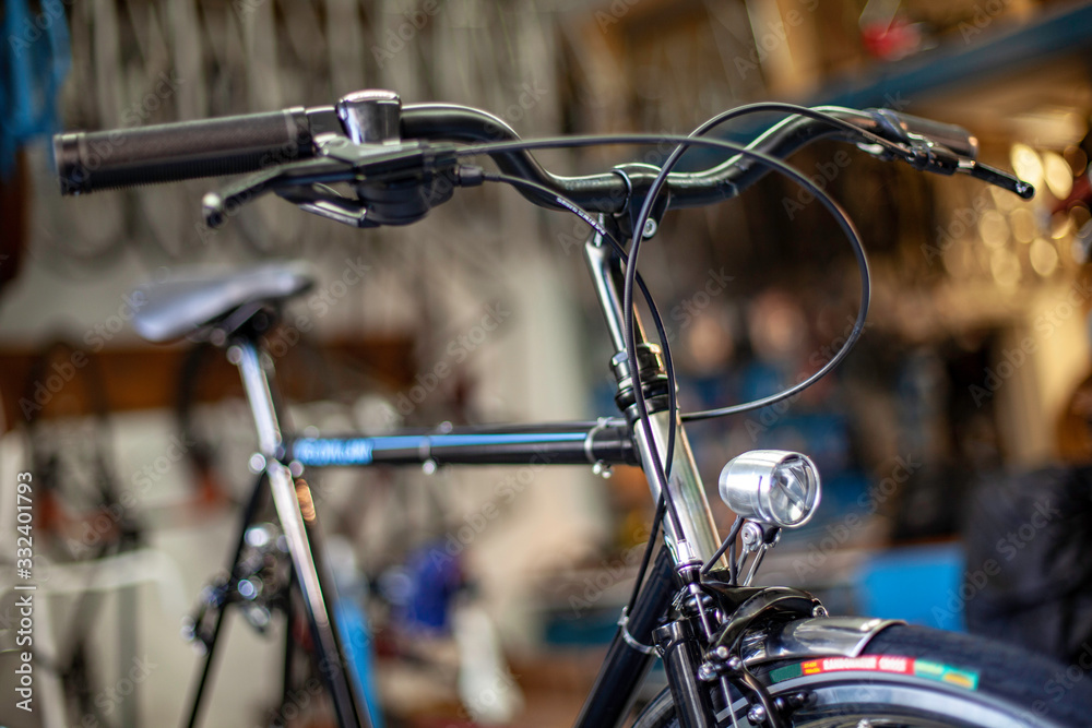 Obraz premium Bicycle in bikeshop