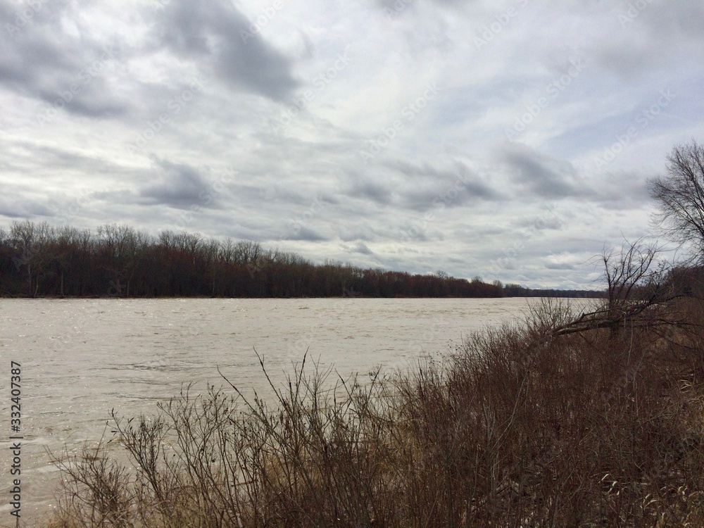 Obraz premium landscape with river and clouds