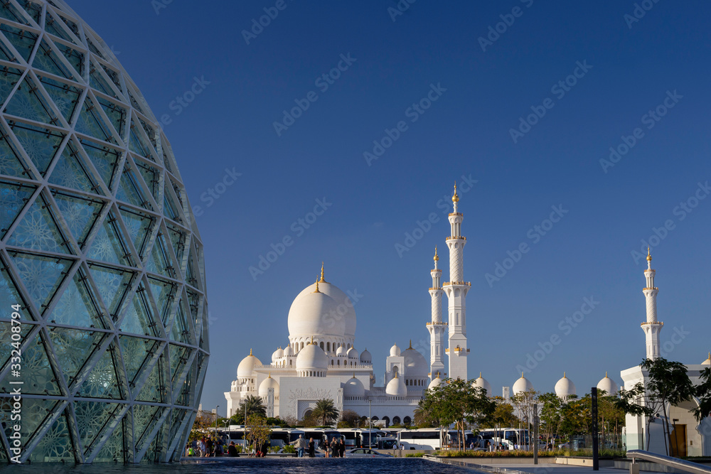 Obraz premium Shaikh Zayed Grand Mosque in Abu Dhabi, Vereinte arabische Emirate.