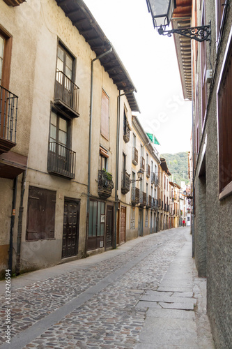 Fototapeta Naklejka Na Ścianę i Meble -  Street (Calle del Agua)  in the town of Villafranca del Bierzo. Leon. Spain 