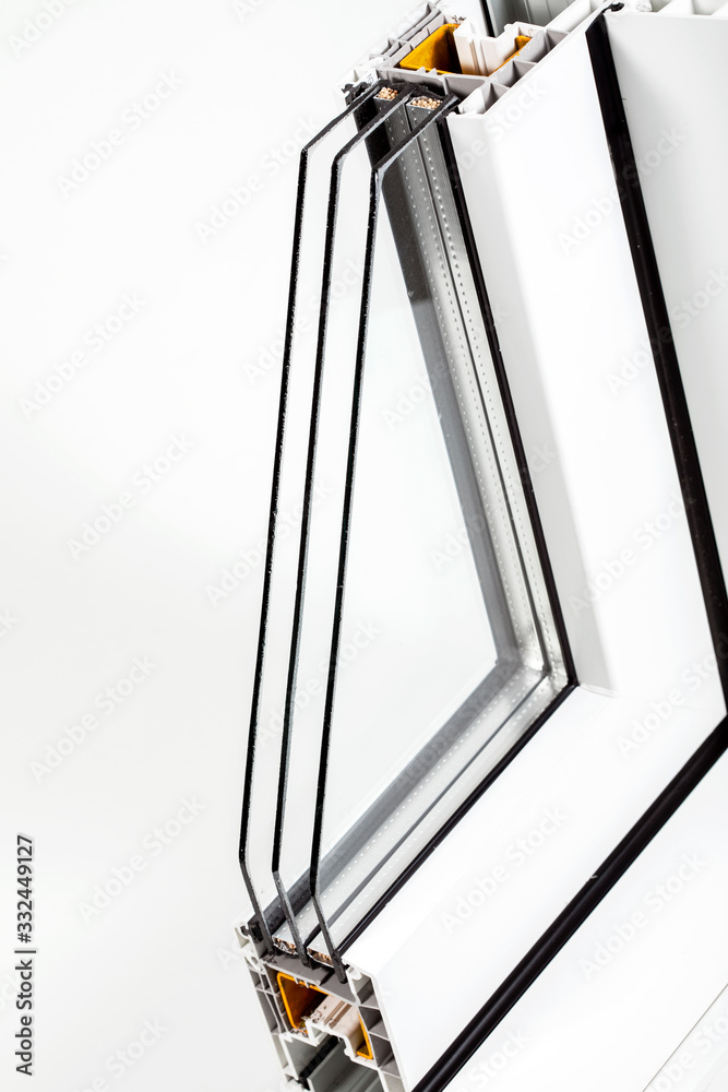Plastic window profile with triple glazing