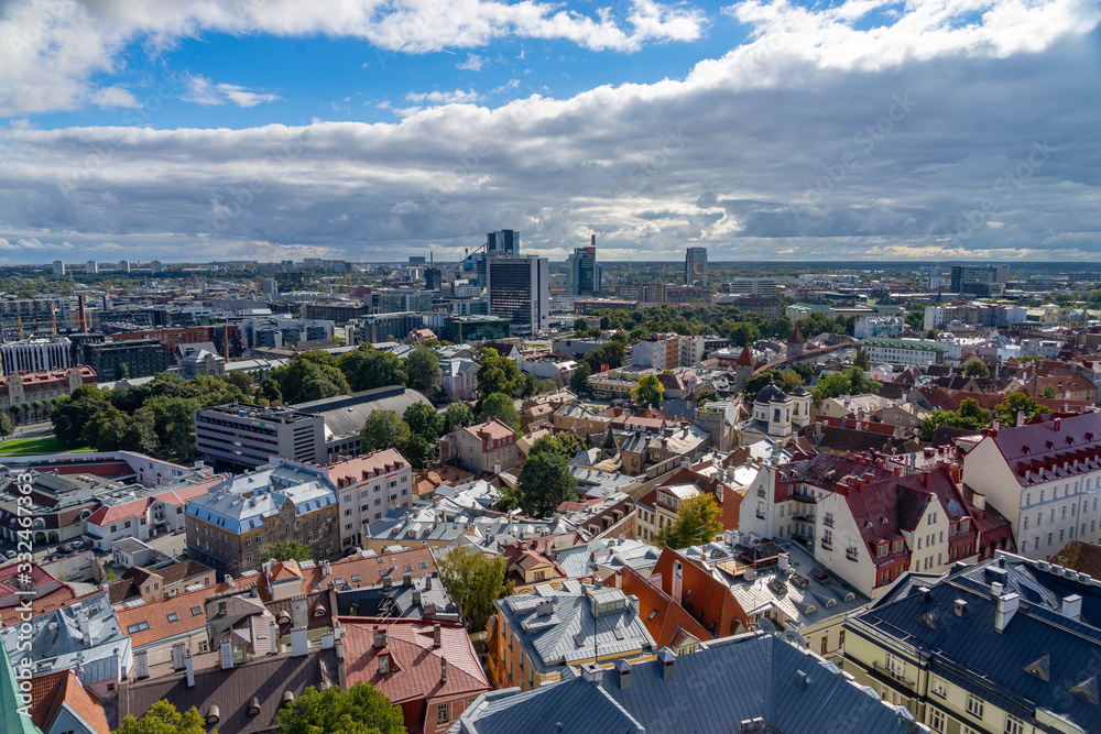 Fototapeta premium The Attractions of the Beautiful Medieval Town of Tallinn
