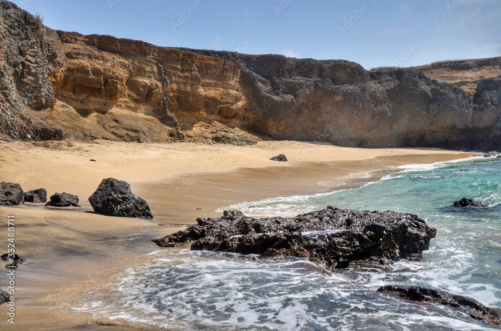 Se boulders on the white sand beach ion Djeu Se boulders on the white sand beach ion Djeu