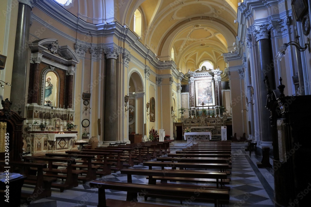 Sorrento - Interno della chiesa di San Francesco