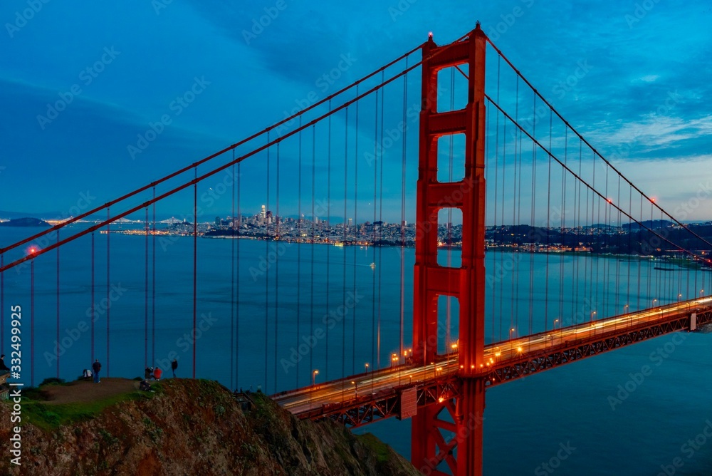 Fototapeta premium sunrise over Golden Gate Bay in California