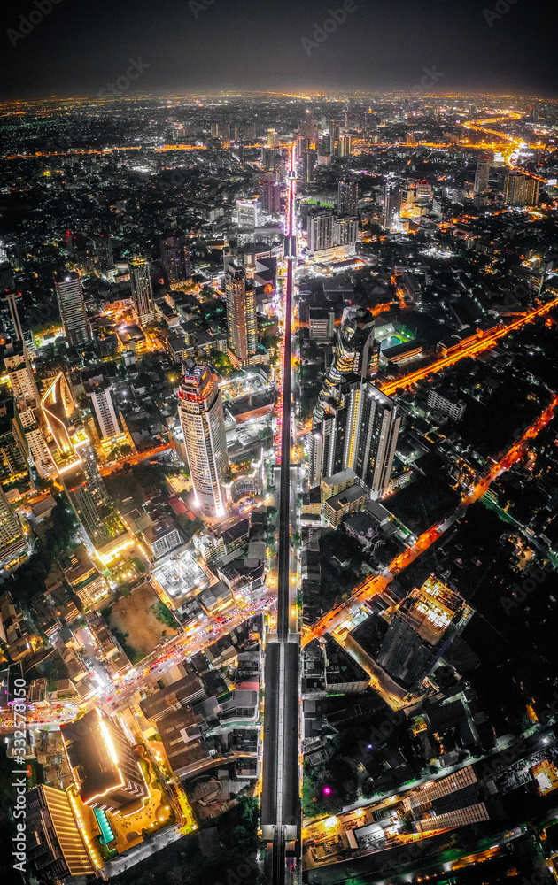 Obraz premium Bangkok Aerial view, above Sukhumvit and Thonglor district in Thailand
