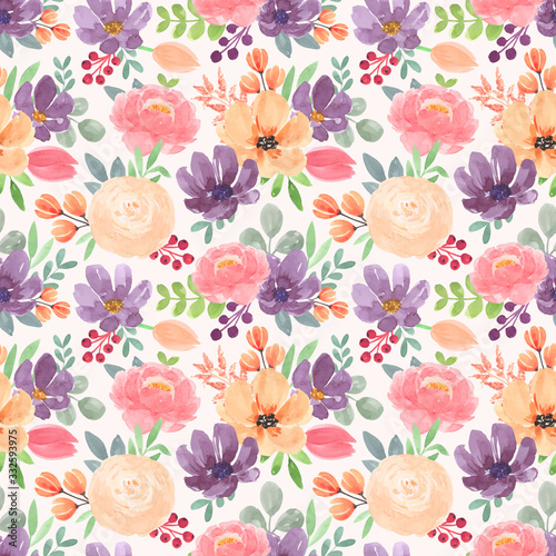 Seamless watercolor pattern with roses and peonies, handmade flowers and leaves. Vector illustration, isolated.
