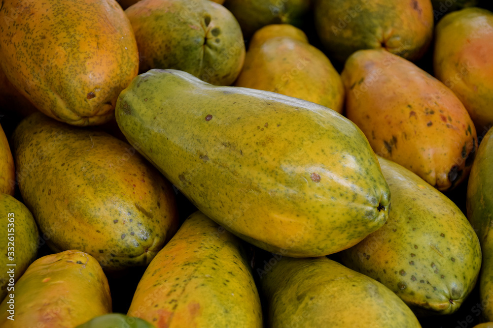 fresh papaya at the market
