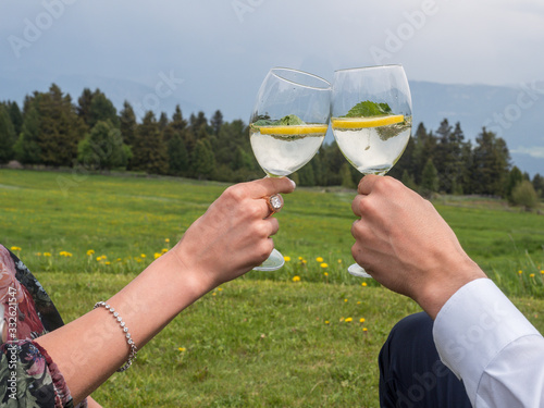 Fotografie aperitive with Hugo toast