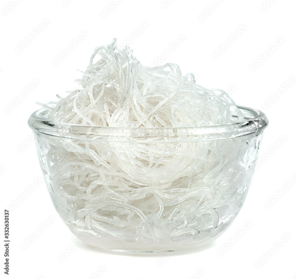 Obraz premium Glass Noodle with bowl isolated on white background