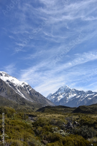 マウントクックトレッキング。ニュージーランド。Mt. Cook and Hooker Valley From The Village, New Zealand