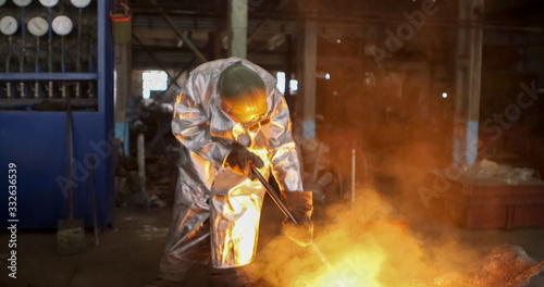 Molten metal. Aluminium foundry. Master alloys manufacturing