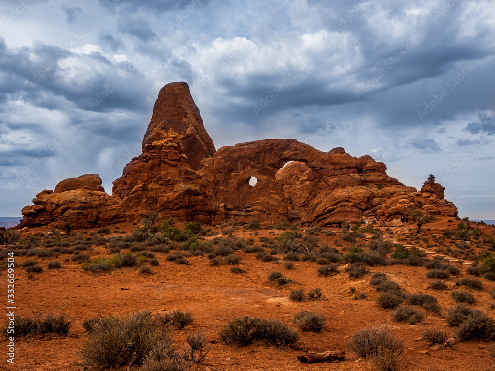 The USA Southwest Arches National Parks are located in eastern Utah, north of the city of Moab in the United States. Its area is 310 km ².