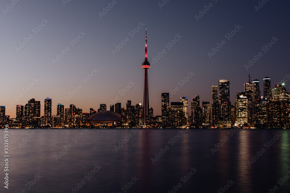 Obraz premium Pose longue sur les rives de Toronto