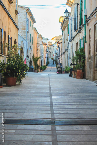 Fototapeta Naklejka Na Ścianę i Meble -  Empty street in Alcudia, Mallorca, Spain
