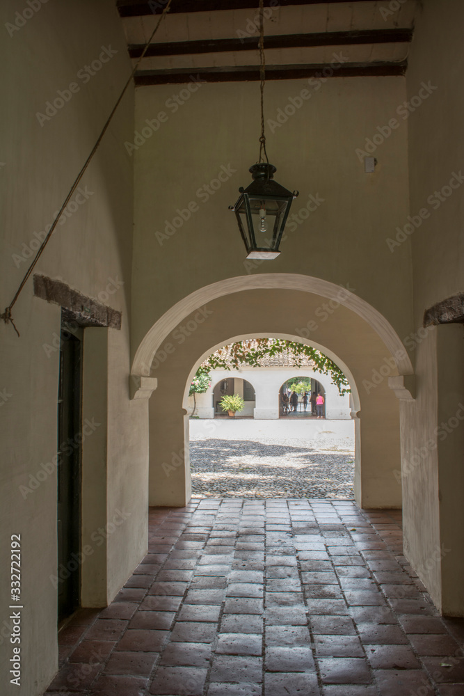 Fototapeta premium Corredor de arco