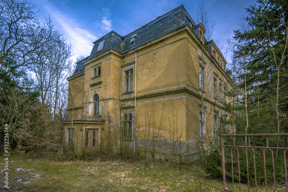 lOST pLACE lOST pLACE