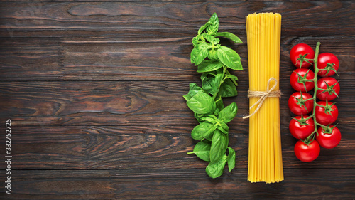 Cooking authentic Italian pasta. Spaghetti Ingredients