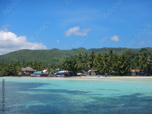 Beach next to the island Siquijor, Philippines