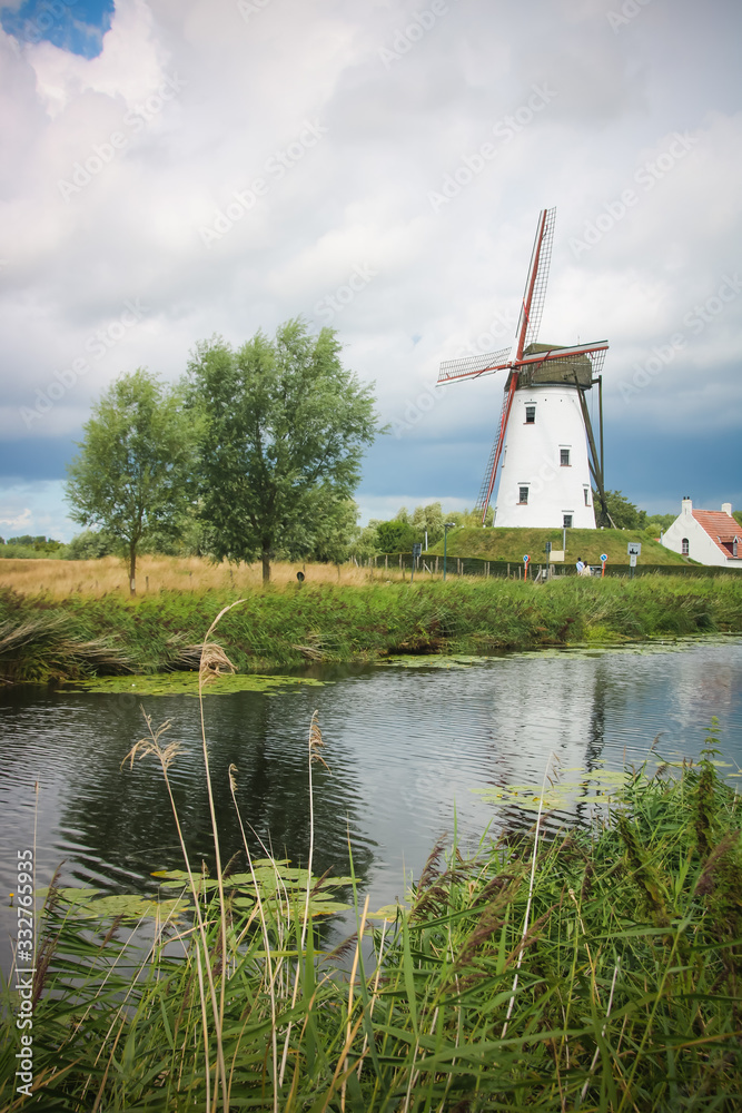 moulin à Damme en Belgique