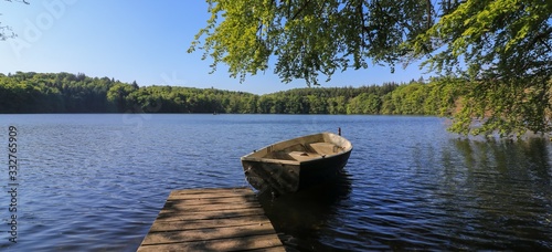 Fototapeta Naklejka Na Ścianę i Meble -  romantic lake view, panorama, backdrop