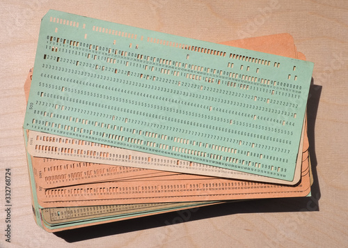 Foto green punched card for programming