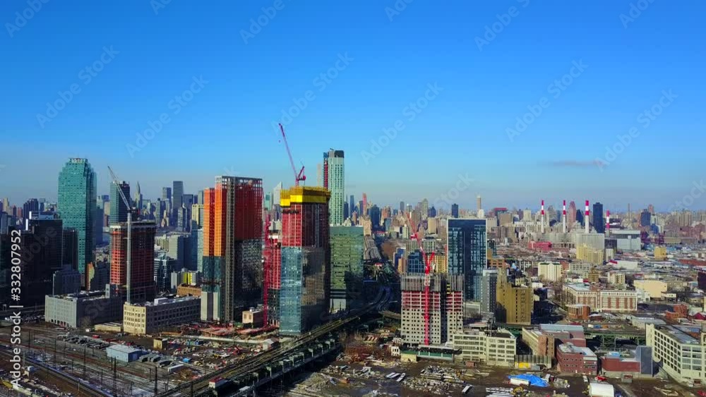 A 180º Degree View of Long Island City A 180º Degree View of Long Island City