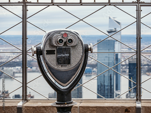 Fernglas auf Empire State Building