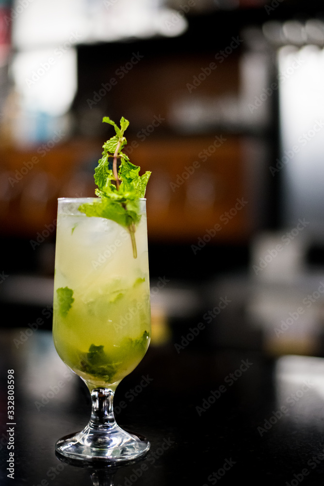 The art of mixology to create delicious and original cocktails. The art of mixology to create delicious and original cocktails.