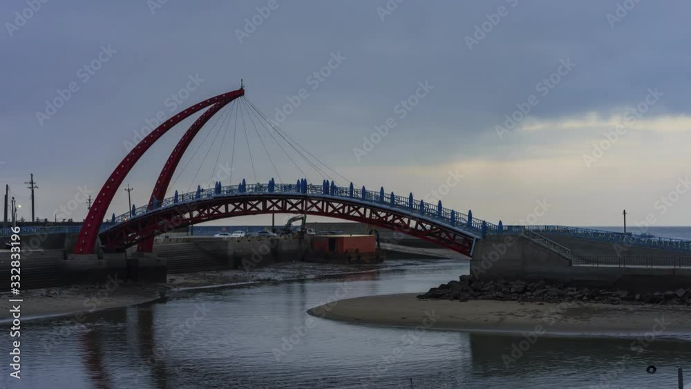 Afternoon to night time lapse of the Yuanli Rainbow Bridge