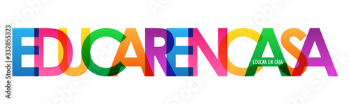 Tipografía vectorial EDUCAR EN CASA