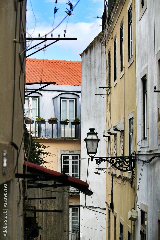 Fototapeta premium Old colorful and vintage facades in Lisbon