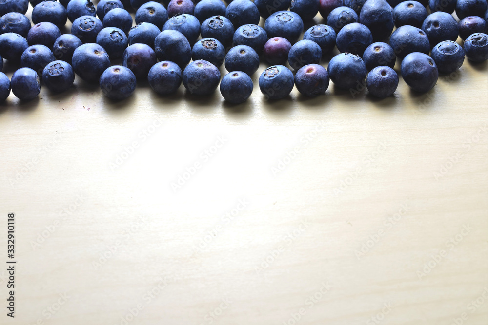 Fondo con arandanos, con aporte de nutrientes beneficiosos para nuestro organismo. Espacio para texto. Fondo con arandanos, con aporte de nutrientes beneficiosos para nuestro organismo. Espacio para texto.