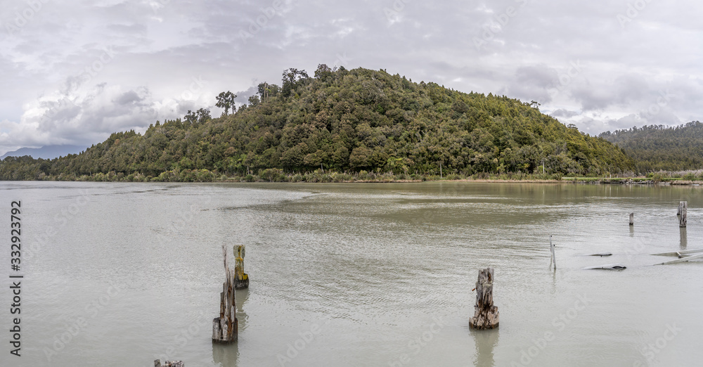 Fototapeta premium bay at Okarito lagoon, West Coast, New Zealand