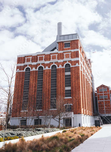 Obraz na płótnie Power station in Lisbon w salonie