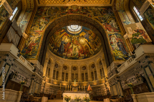 Basilika Sainte-Th  r  se in Lisieux