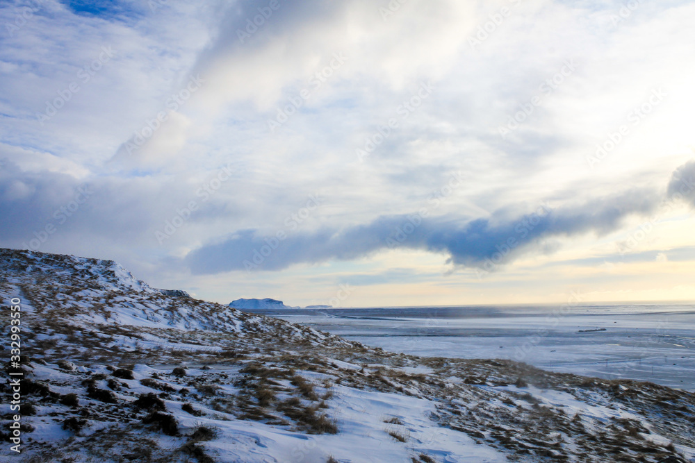 Beautiful and stunning landscapes in Iceland perfect to clear your mind and enjoy some peaceful moments