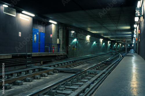 Fototapeta Naklejka Na Ścianę i Meble -  Railway tunnel in Lyon city