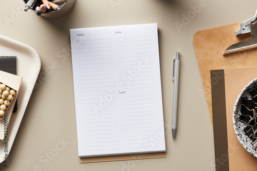 Empty pad with planning list