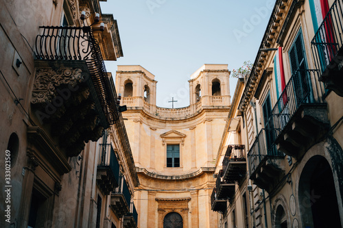 Building in Noto photo