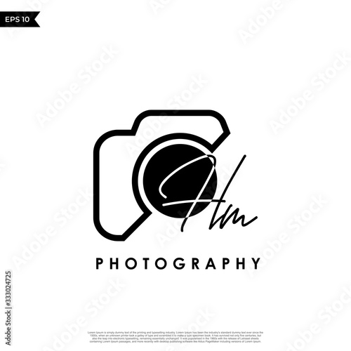 Initial Letter HM with camera. Logo photography simple luxury vector.