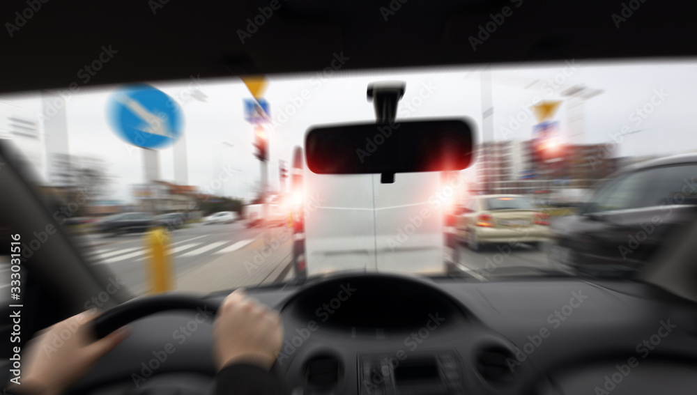 Αυτοκόλλητο sharp braking in the car due to the driver's inattention