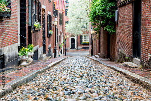 Fototapeta Naklejka Na Ścianę i Meble -  A Spring Afternoon on Beacon Hill, Boston