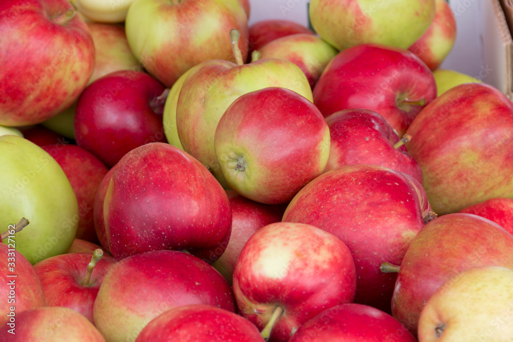 Apples Apples